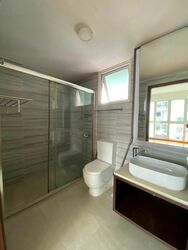 1 Canberra (D27), Condominium #518181181
